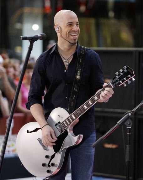 Chris Daughtry Photo (  )  -, , - /  - 4